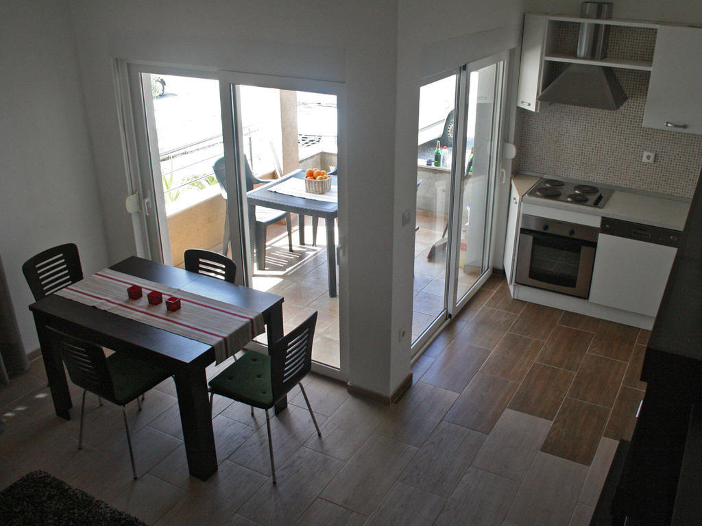 Apartments Kristina Milna  Ruang foto